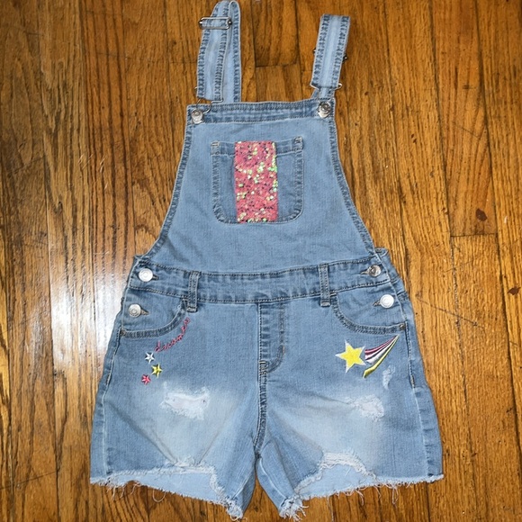 Jordache Denim sequin distressed Overalls with Star Embroidery Size Large - Picture 2 of 9
